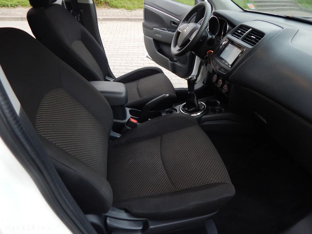 Mitsubishi ASX 1.6 2WD SUV-Star - 12
