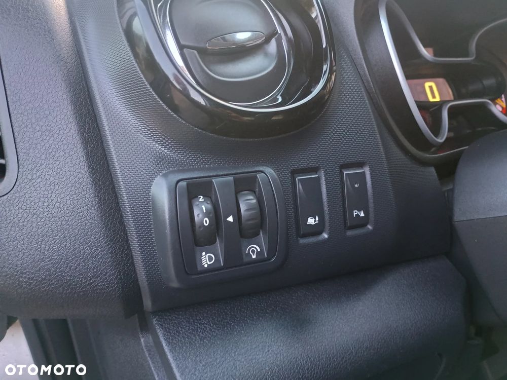 Opel Vivaro - 18
