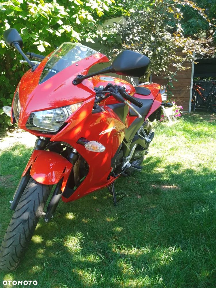 Honda CBR - 4
