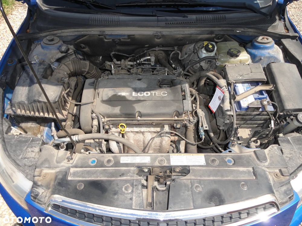 Chevrolet Cruze 1.8 LT+ - 11