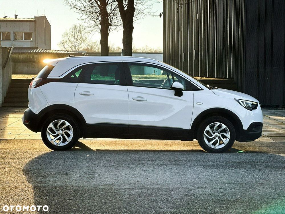 Opel Crossland X - 10