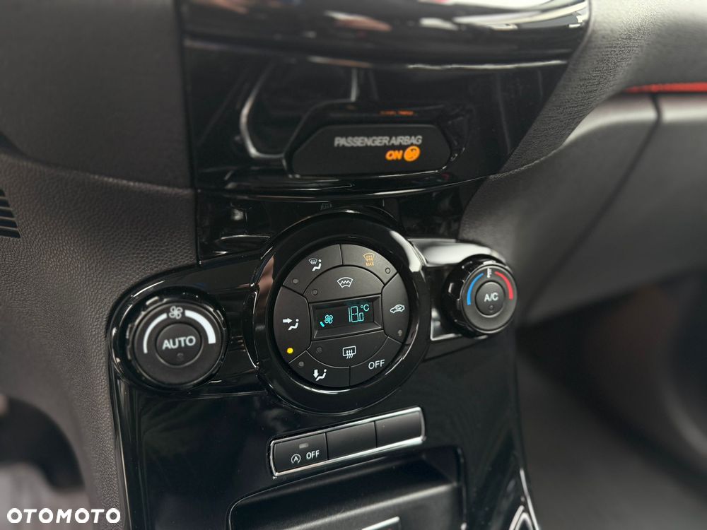 Ford Fiesta 1.0 EcoBoost Titanium X - 10