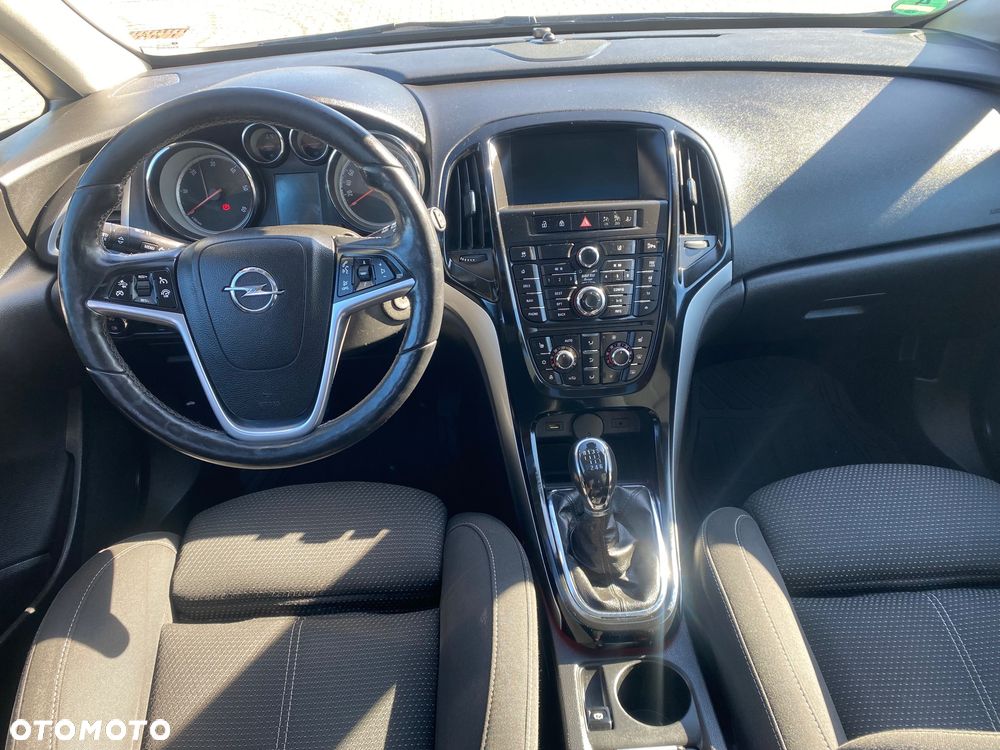 Opel Astra 2.0 CDTI DPF SportsTourer Exklusiv - 7