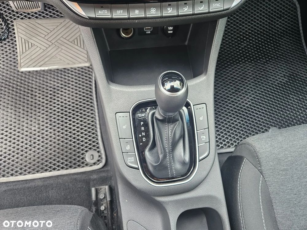 Hyundai i30 1.0 T-GDI Modern DCT - 15