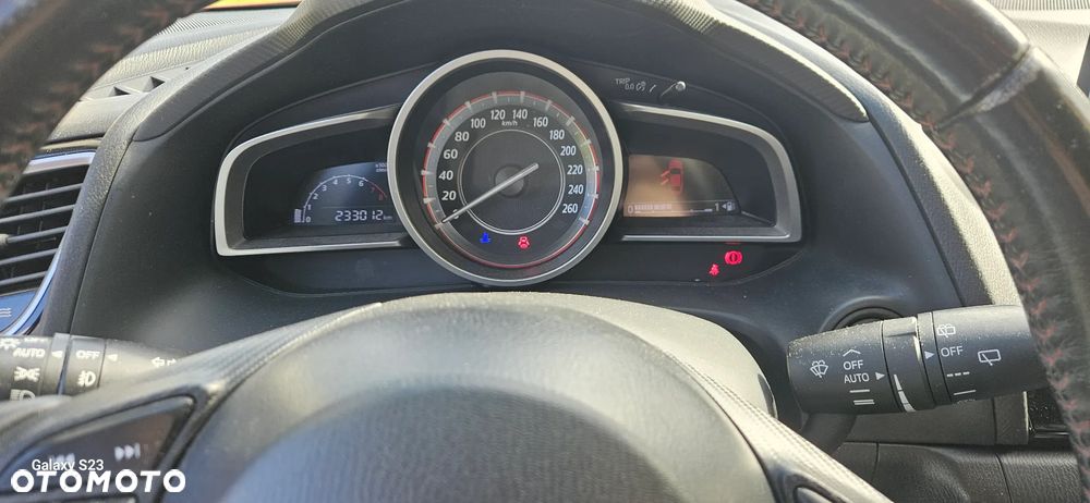 Mazda 3 - 5