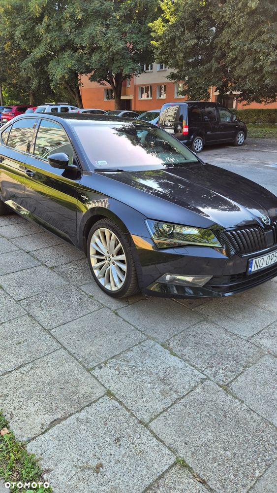 Skoda Superb 2.0 TSI L&K DSG - 1