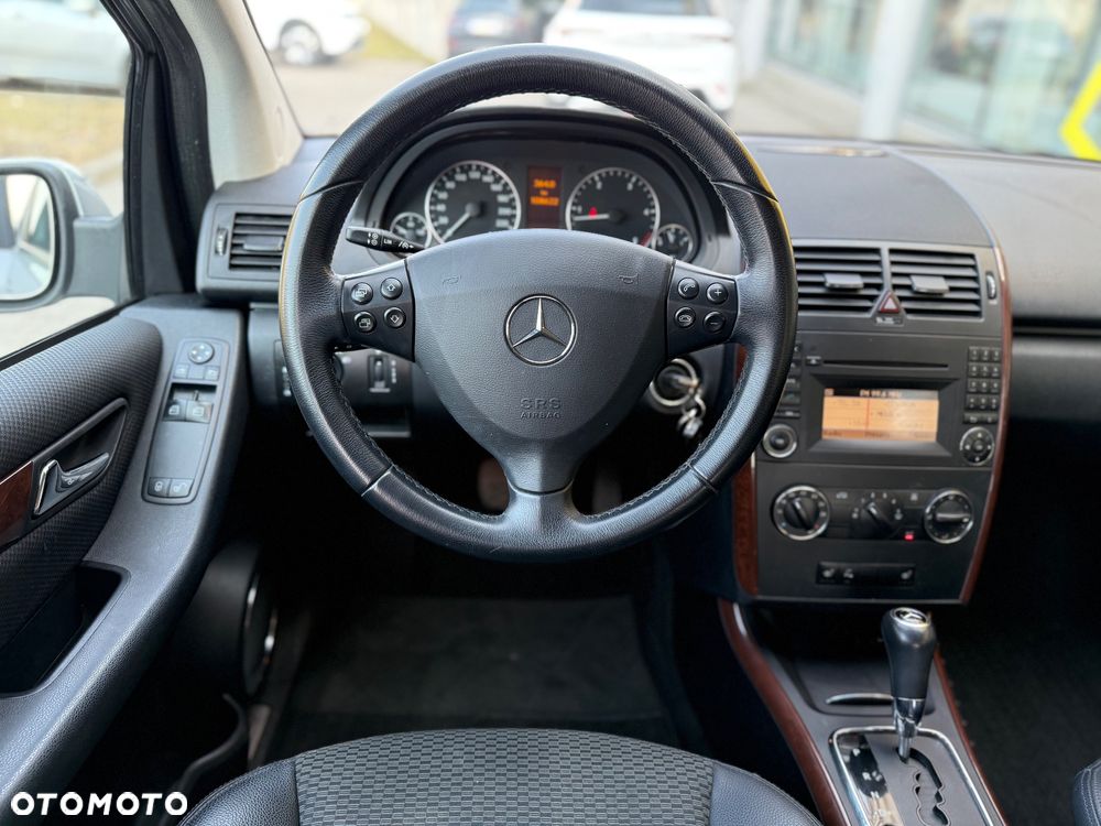 Mercedes-Benz Klasa A 180 CDI Autotronic Elegance - 16