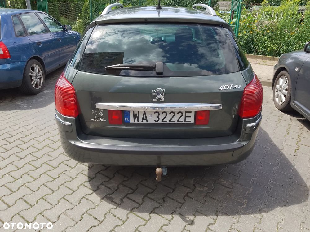 Peugeot 407 - 1