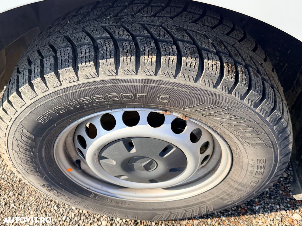 Mercedes-Benz Sprinter 317 - 15