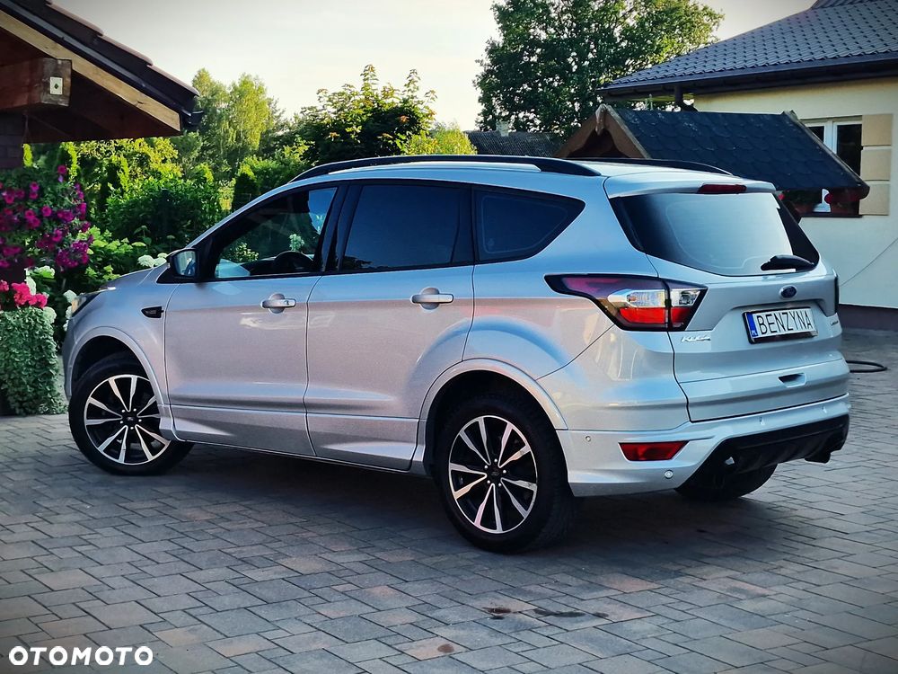 Ford Kuga 1.5 EcoBoost FWD ST-Line - 22