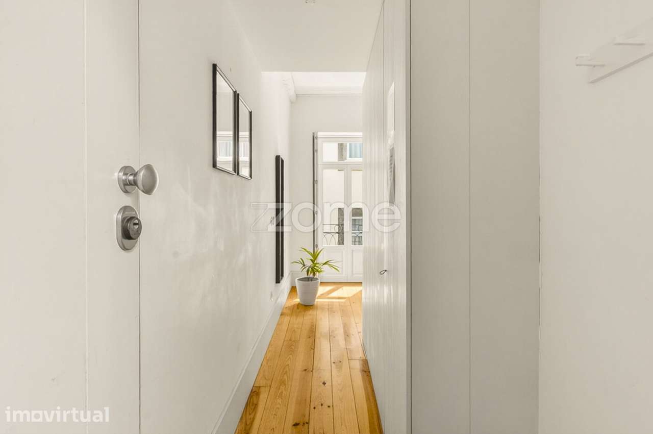 Apartamento T2 a 100 metros da Torre dos Clérigos, Porto - Grande imagem: 5/27