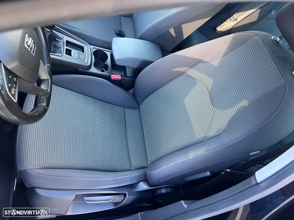 SEAT Leon ST 1.6 TDI Xcellence S/S - 9