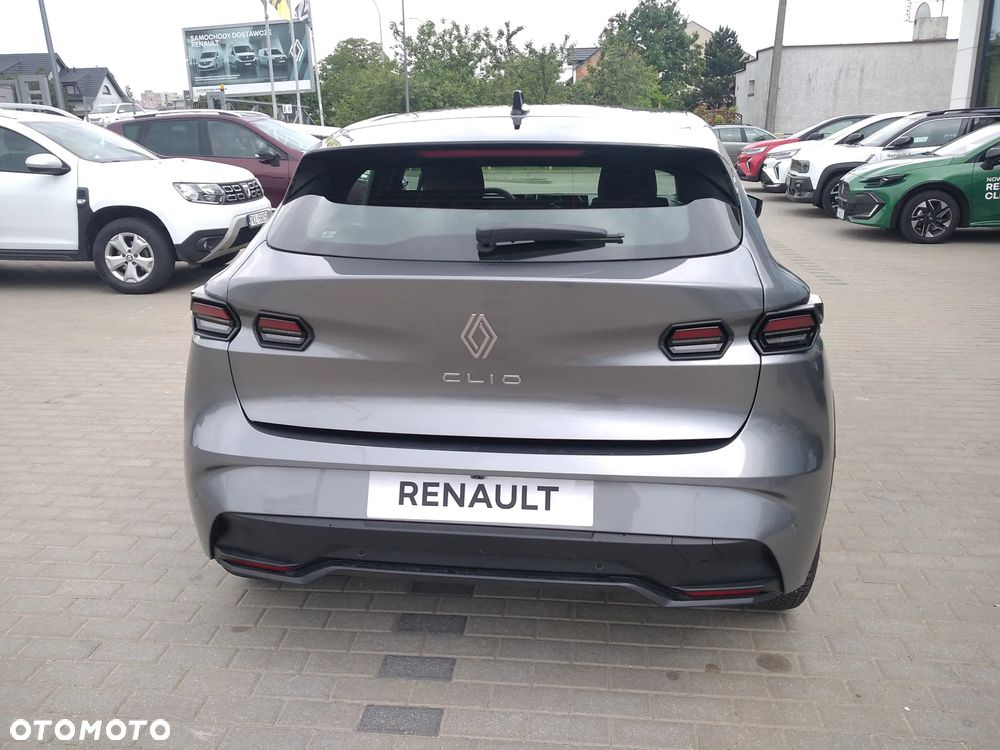 Renault Clio - 6