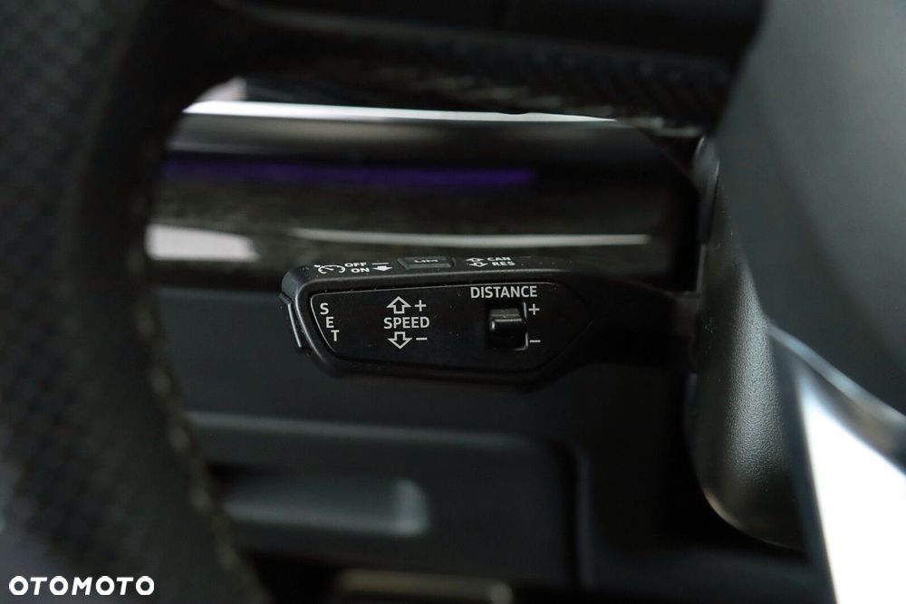 Audi Q8 - 30