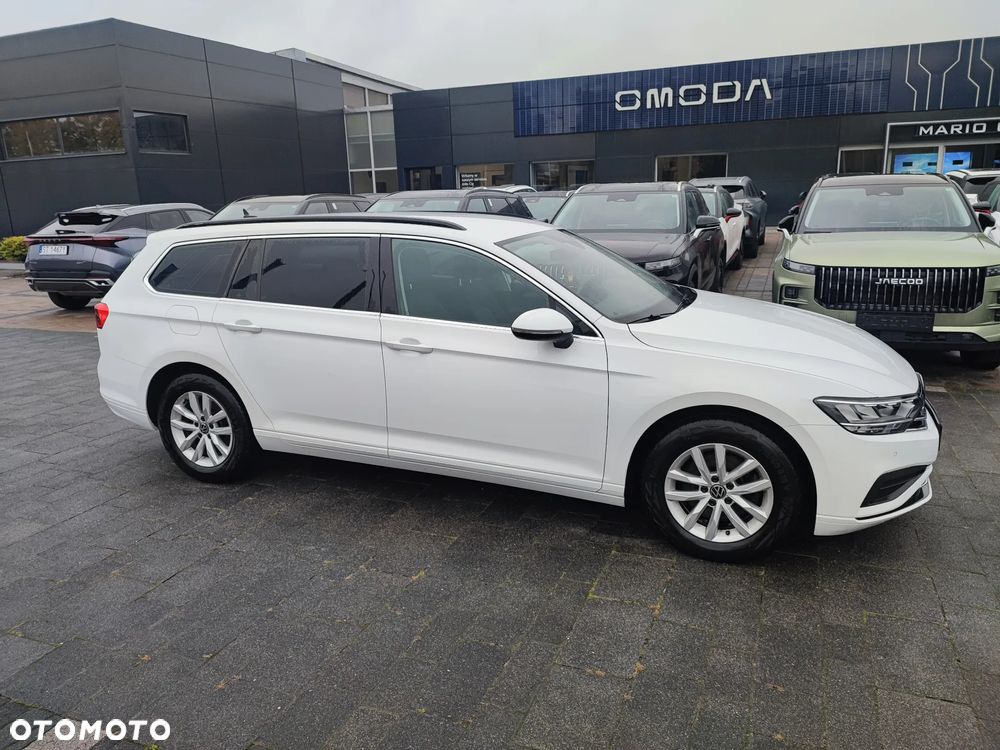 Volkswagen Passat 1.5 TSI EVO Business - 4