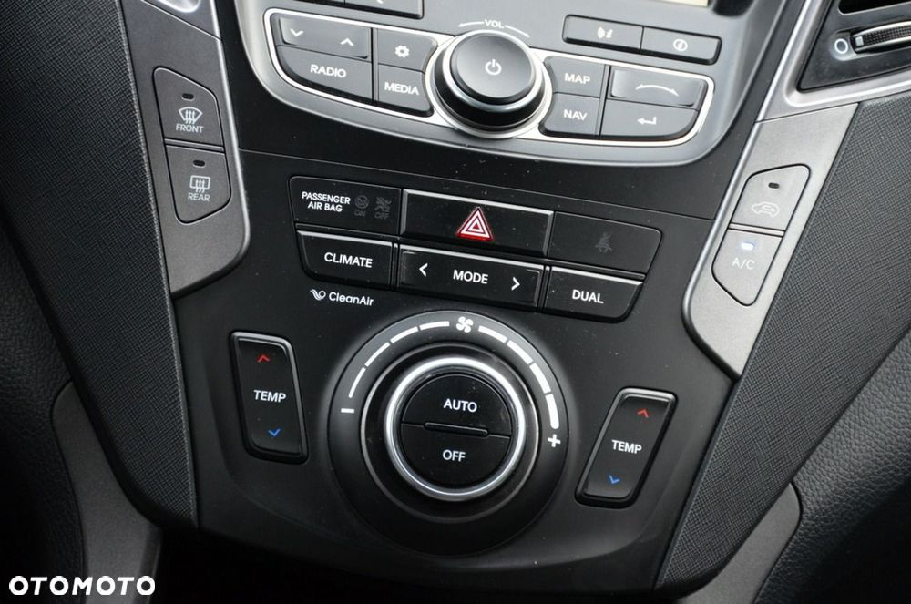 Hyundai Santa Fe - 32