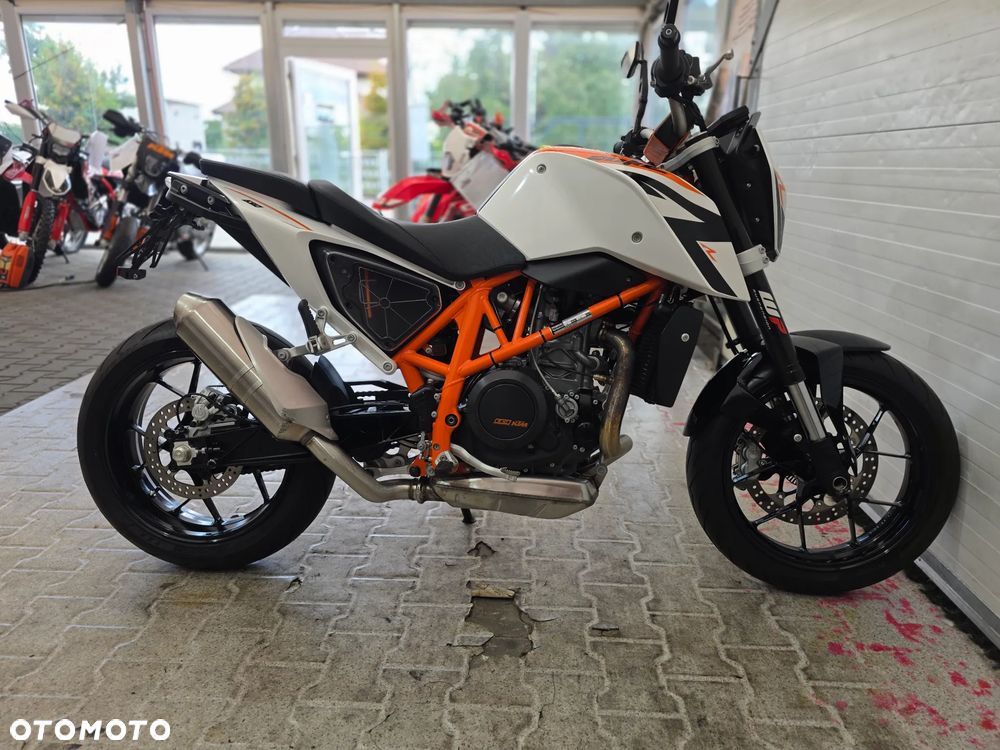 KTM Duke - 21
