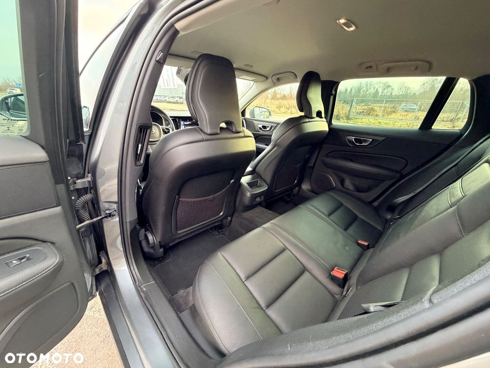 Volvo V60 - 28