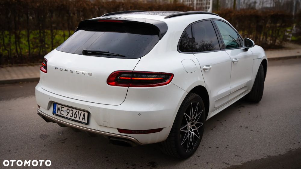 Porsche Macan - 4