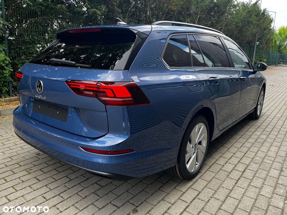Volkswagen Golf - 11