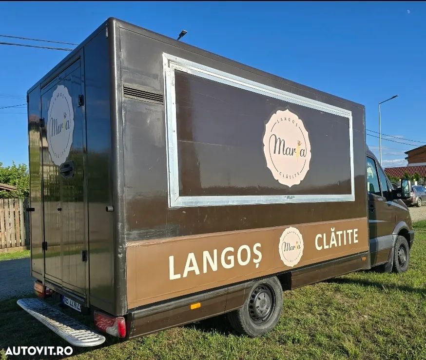 Mercedes-Benz Sprinter - 14