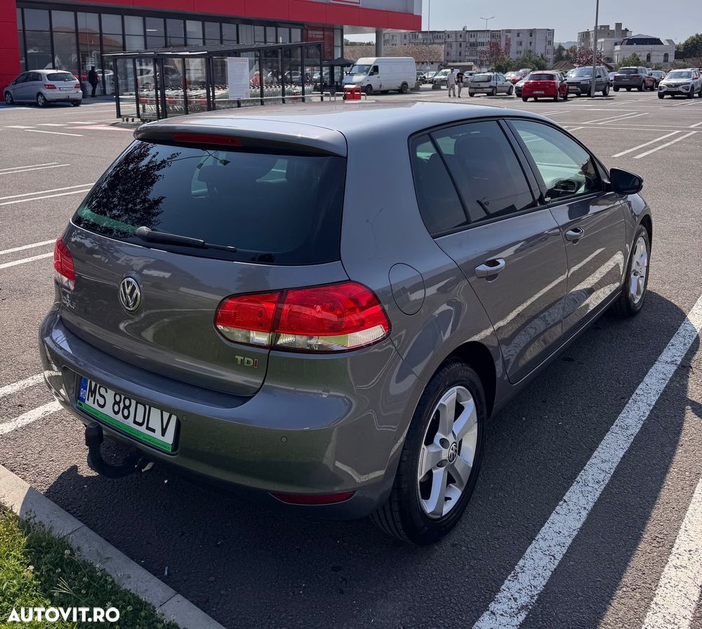 Volkswagen Golf 1.6 TDI DPF Style - 6
