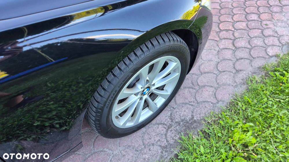 BMW Seria 3 320i xDrive Advantage sport - 33