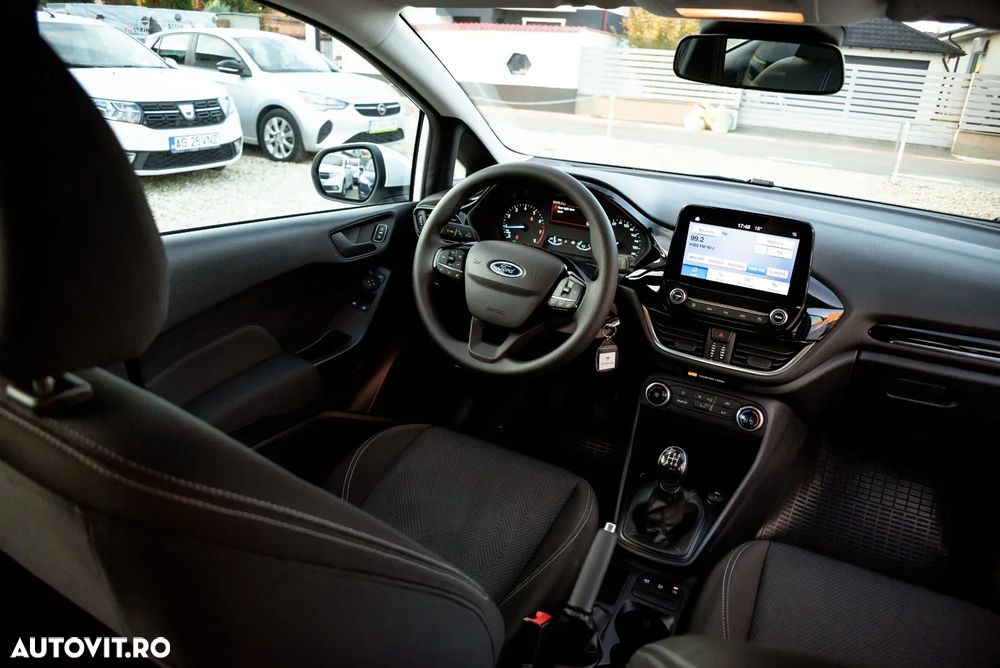 Ford Fiesta 1.1 Trend Connected - 21