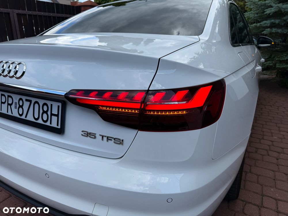 Audi A4 Limousine 35 TFSI Sport S tronic - 34