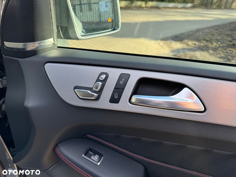 Mercedes-Benz GLE 400 4-Matic 9G-TRONIC - 27