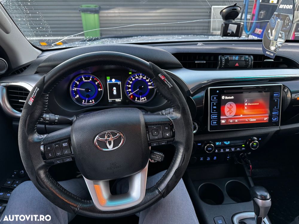 Toyota Hilux 2.4D 150CP 4x4 Double Cab AT Executive - 9