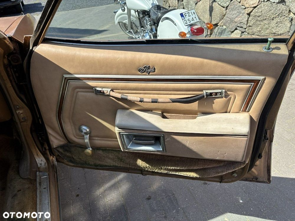 Oldsmobile Delta 88 - 34