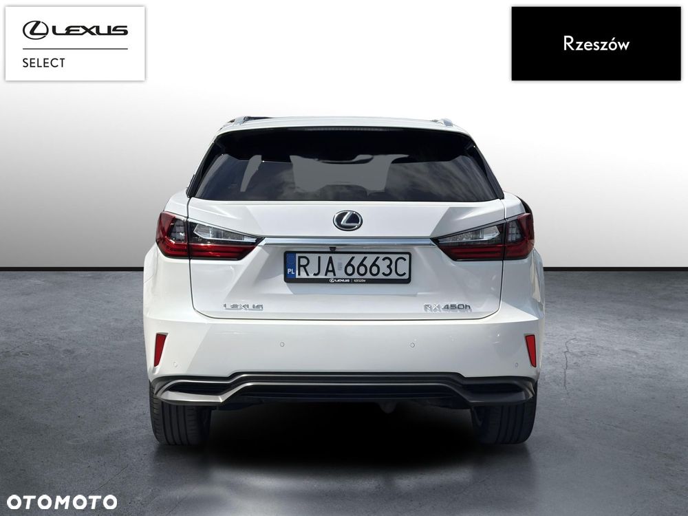 Lexus RX - 4