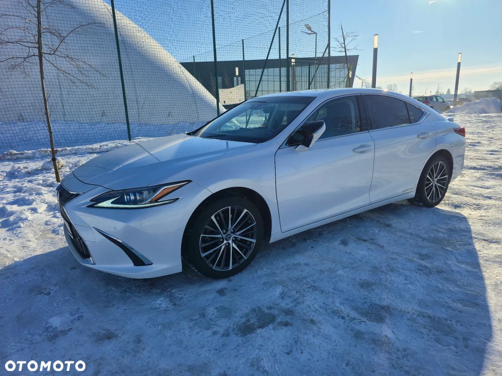 Lexus ES 300h Business Edition + - 1