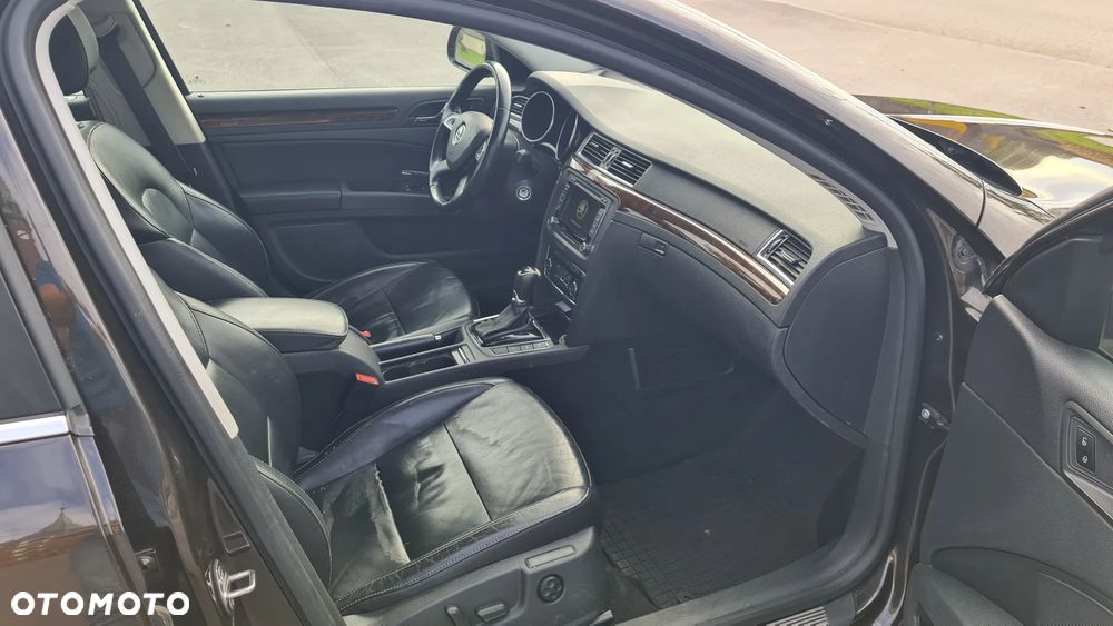 Skoda Superb 2.0 TDI Platinum DSG - 14