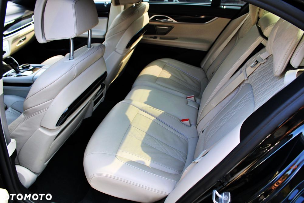 BMW Seria 7 750d xDrive - 8