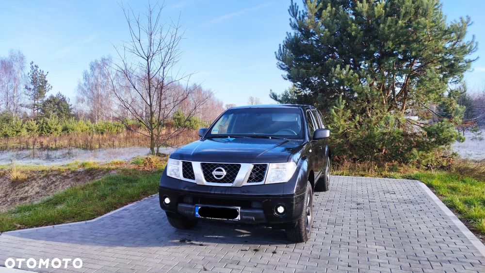 Nissan Pathfinder - 1