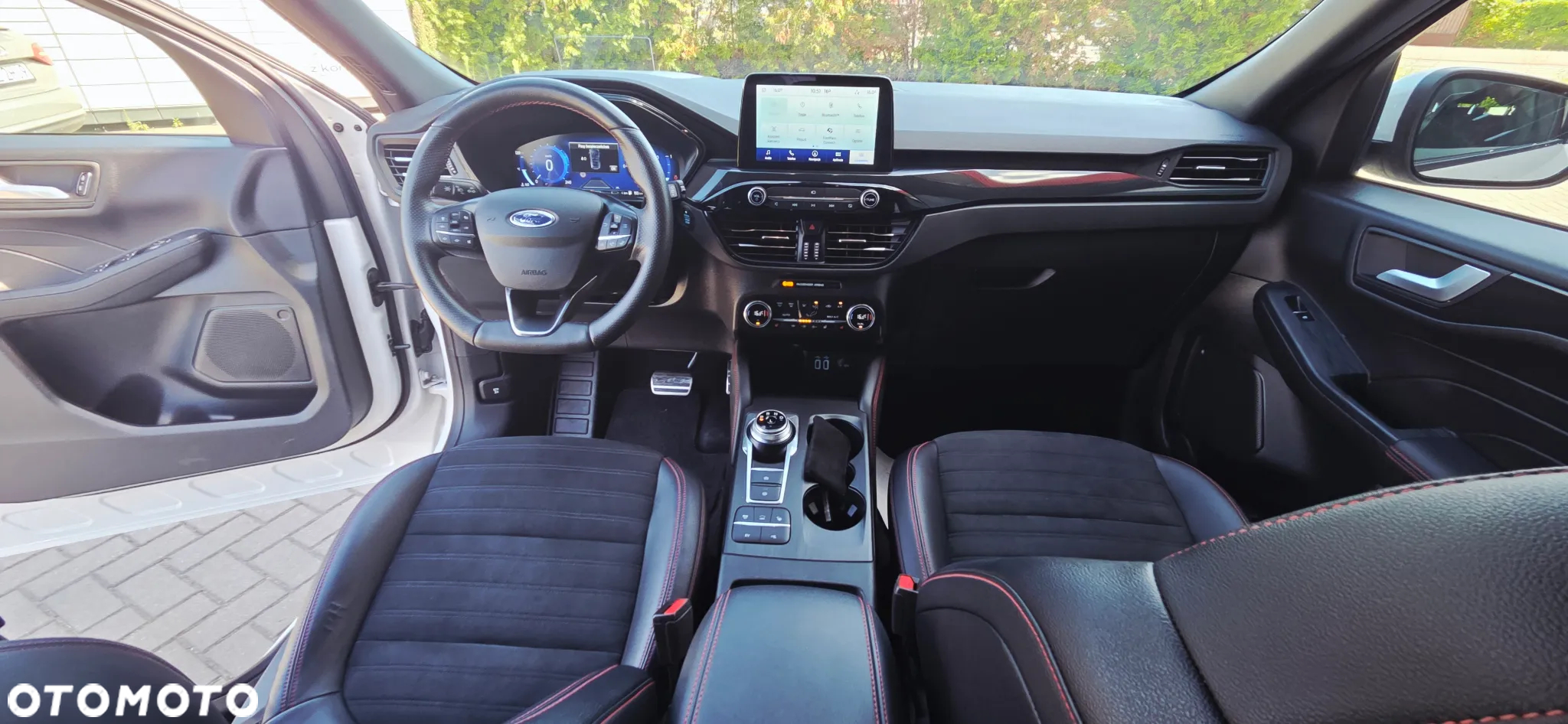 Ford Kuga - 38