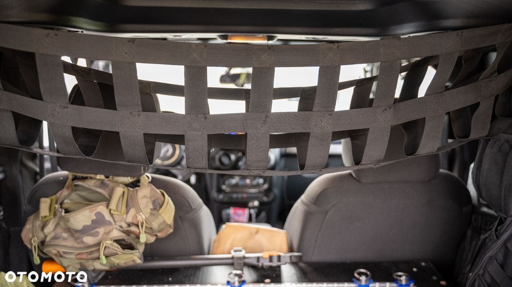 Jeep Wrangler 3.6 Night Eagle - 28