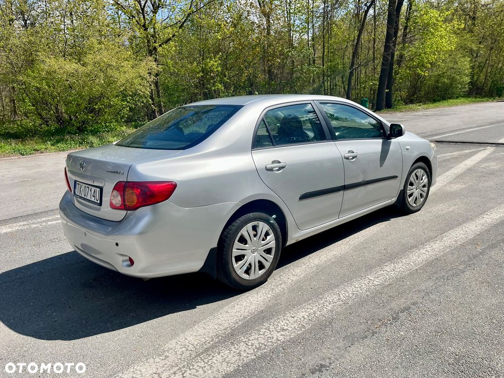 Toyota Corolla 1.6 VVT-i Luna - 7