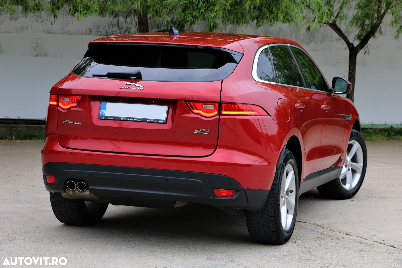 Jaguar F-Pace 20d AWD Pure - 18