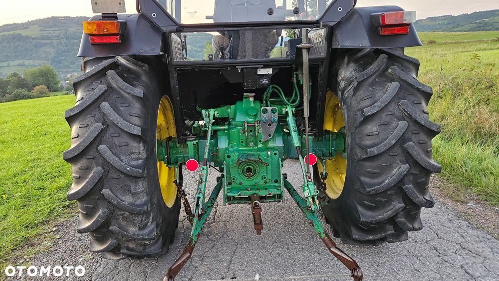 John Deere 1950 - 9