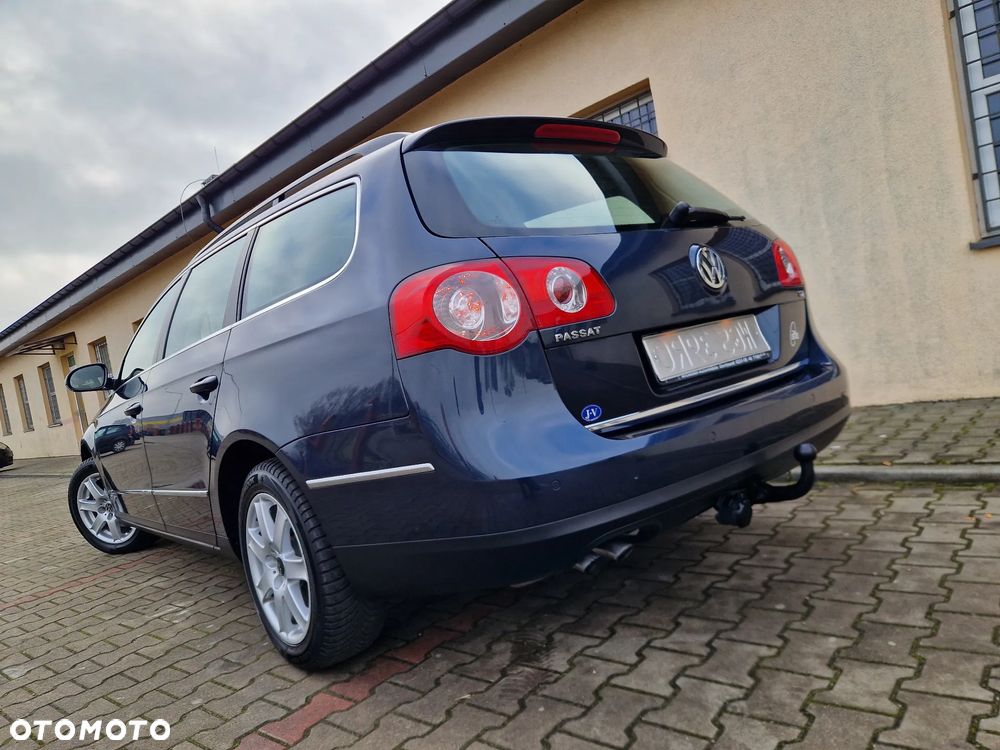 Volkswagen Passat 1.9 TDI Comfortline - 26