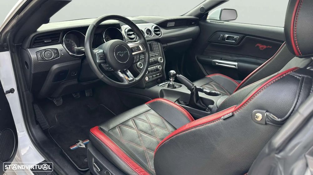 Ford Mustang 2.3i EcoBoost - 11