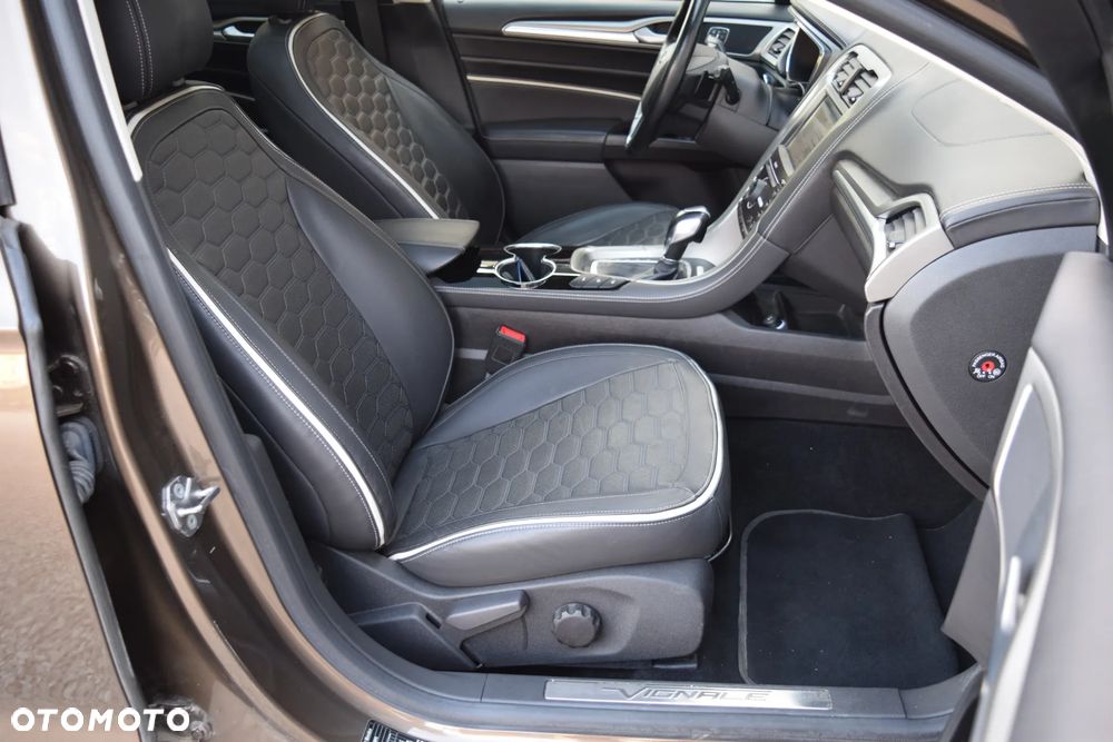 Ford Mondeo Vignale 2.0 TDCi 4WD PowerShift - 40