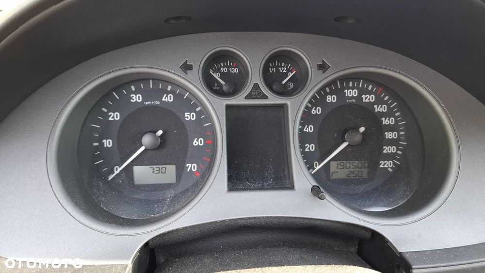 Seat Ibiza 1.4 16V Cool - 12