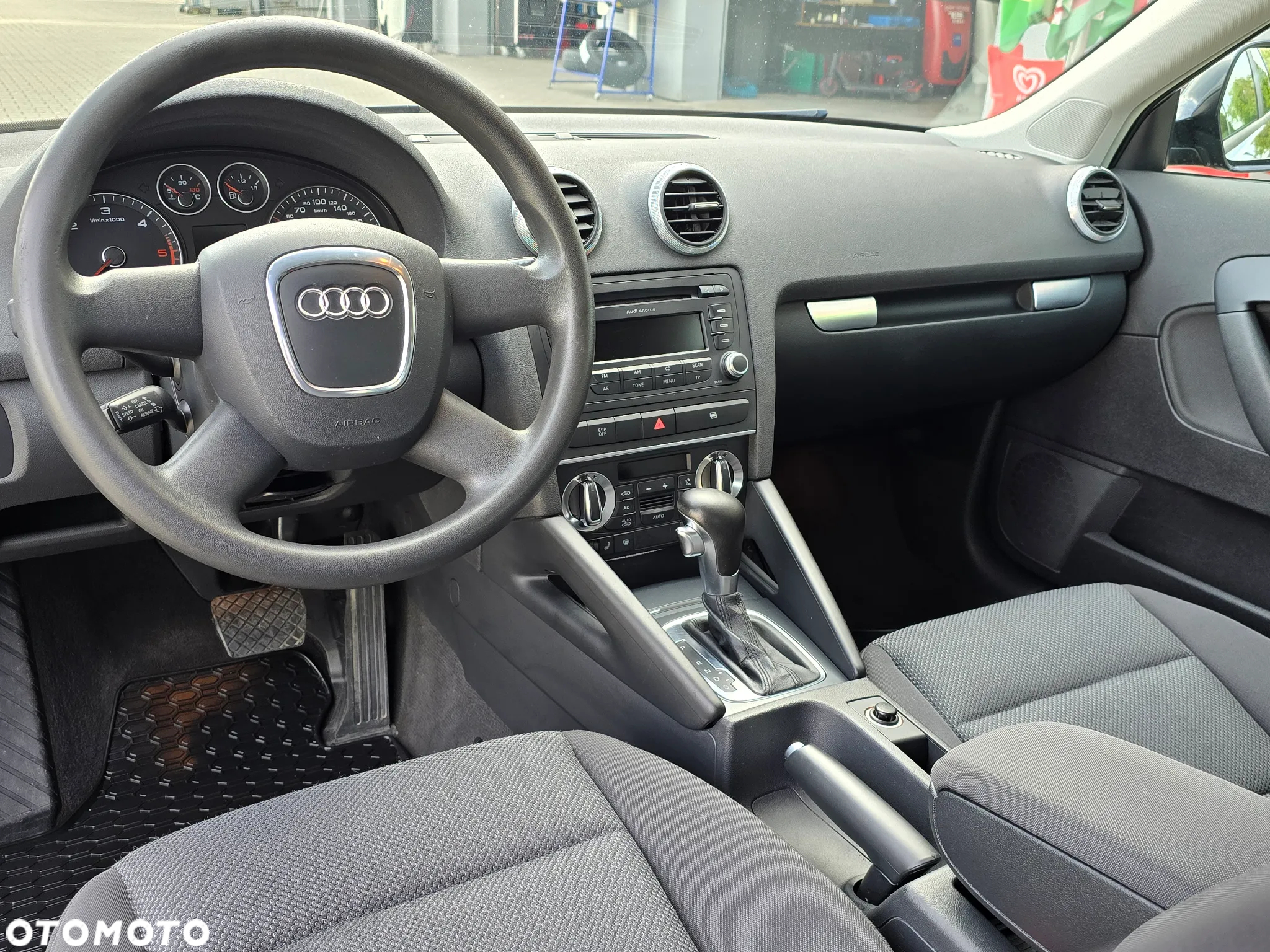 Audi A3 2.0 TDI Sportback DSG Attraction - 16