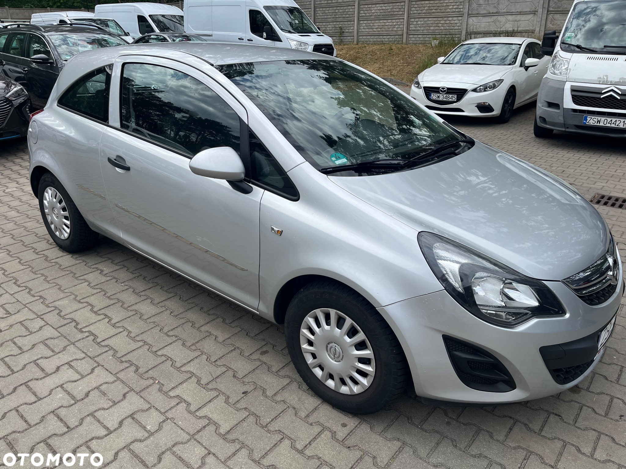 Opel Corsa 1.2 16V (ecoFLEX) Edition - 4