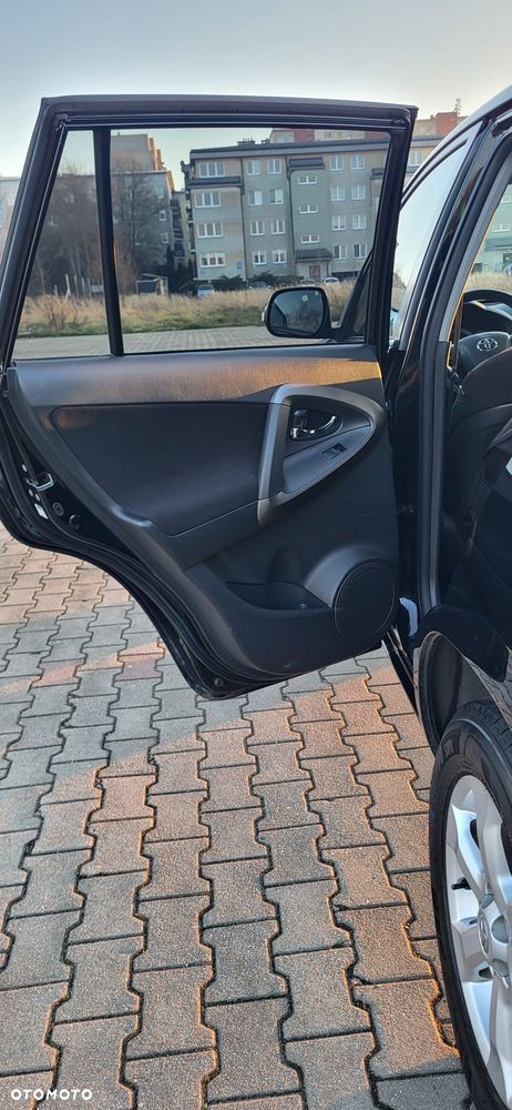 Toyota RAV4 2.0 4x4 Sol - 8