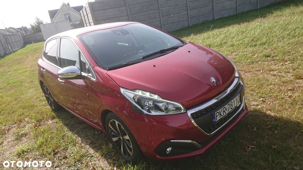 Peugeot 208 - 3